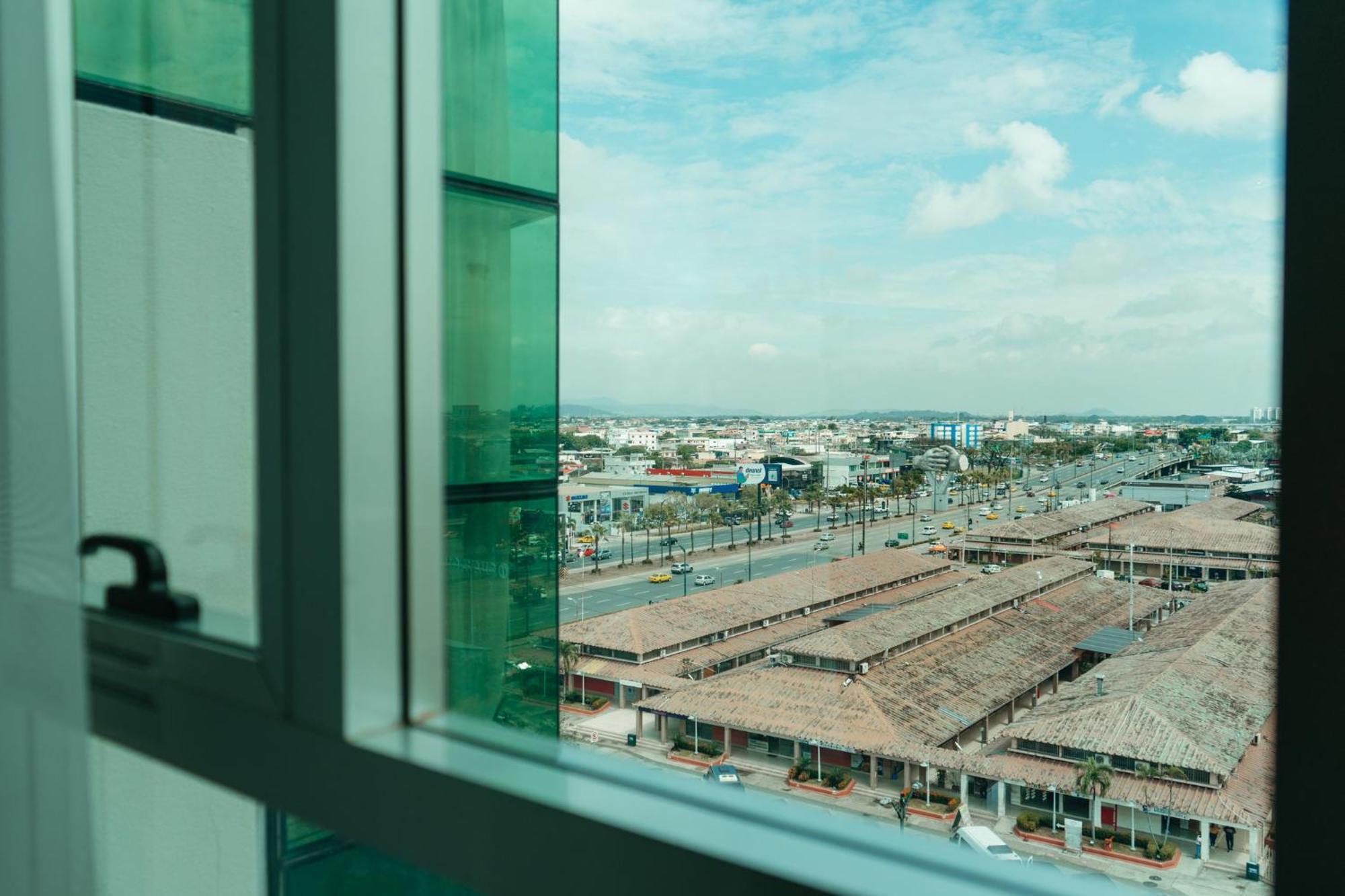 Holiday Inn Guayaquil Airport, An Ihg Hotel Экстерьер фото