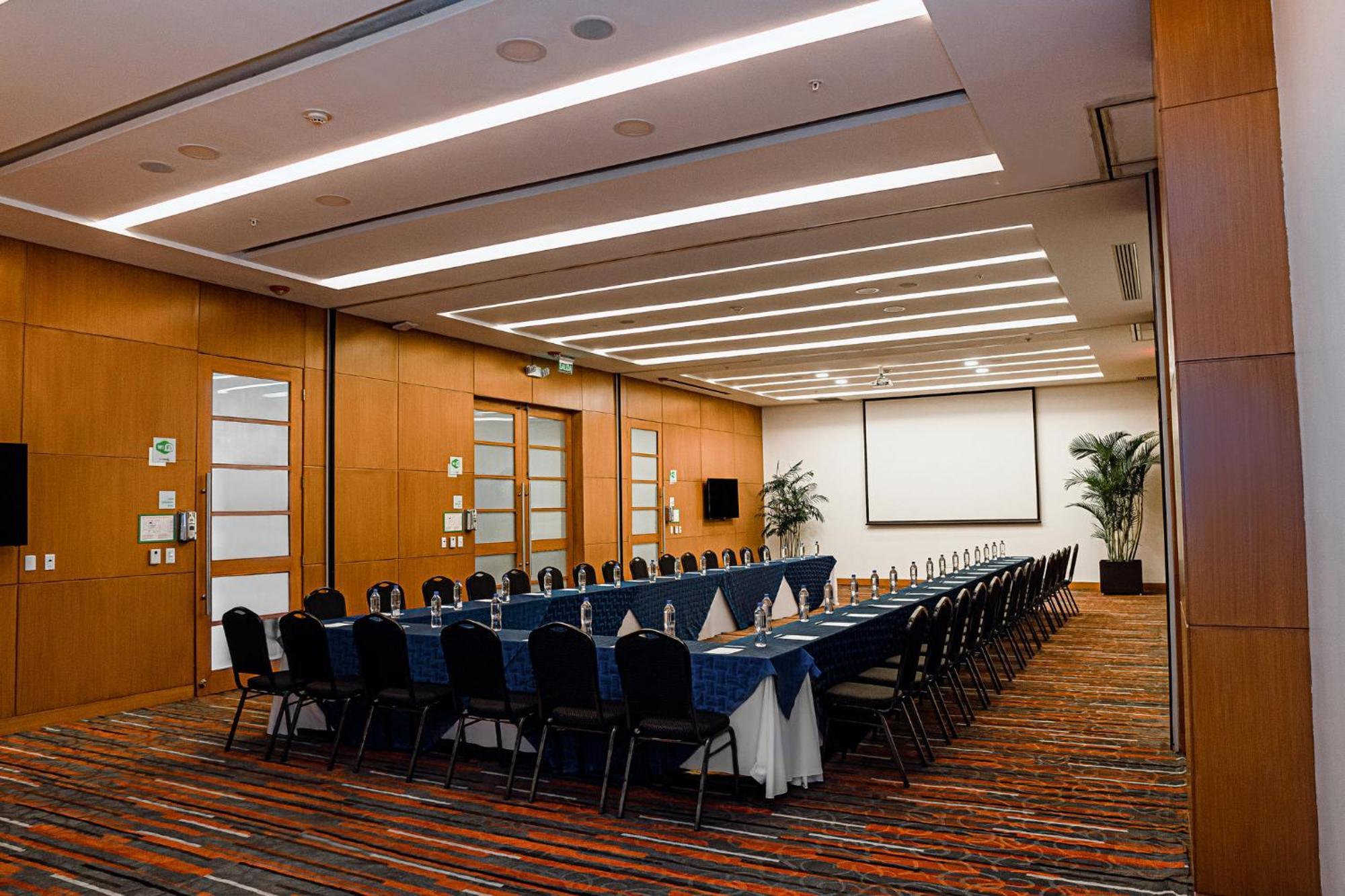 Holiday Inn Guayaquil Airport By Ihg Экстерьер фото Meeting room